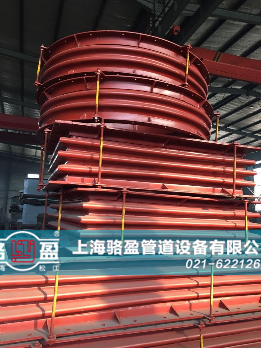 多種型號的非金屬<a href=http://www.hm5q28t.cn target=_blank class=infotextkey>補償器</a>發(fā)貨現(xiàn)場